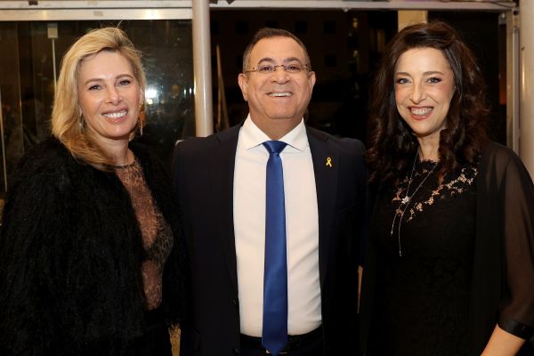 בת שבע בובליל עם אלי יצפאן ורעייתו גלית [צילום: איציק בירן]