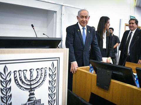 [צילום: ראובן קסטרו, פול]