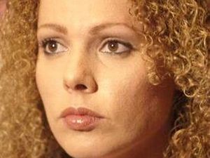 וילנאי. רכן לעבר אוזנה ולחש [צילום: לע"מ]