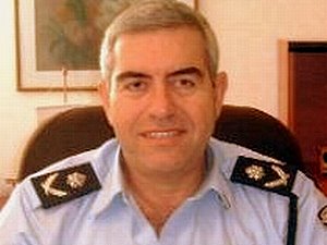 "משרבב שמו של רוזנשטיין בראיונות". סדבון [ארכיון: דוברות משטרת ת"א]