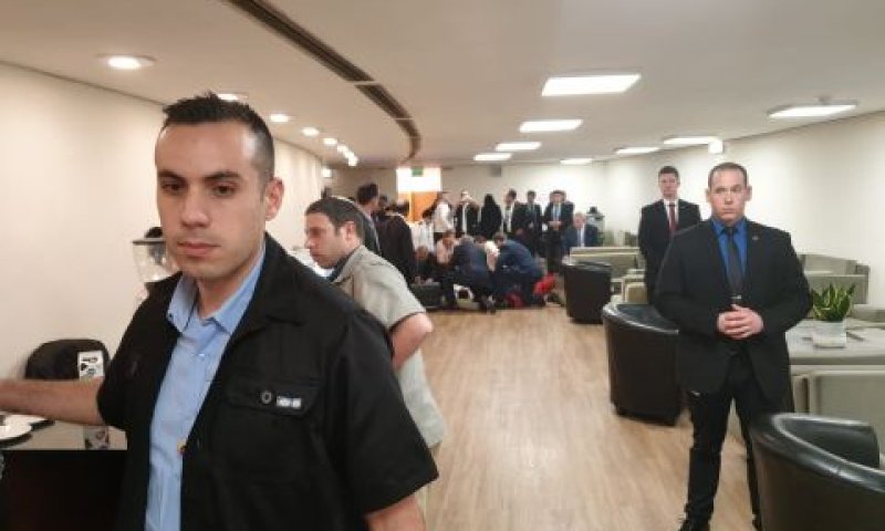 קרא בכניסה למליאה. חש בלבו? [צילום: ארי קלמן]