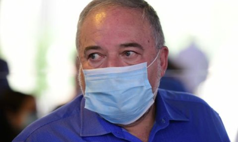 ליברמן. איש הישר בעיניו [צילום: תומר נויברג/פלאש 90]