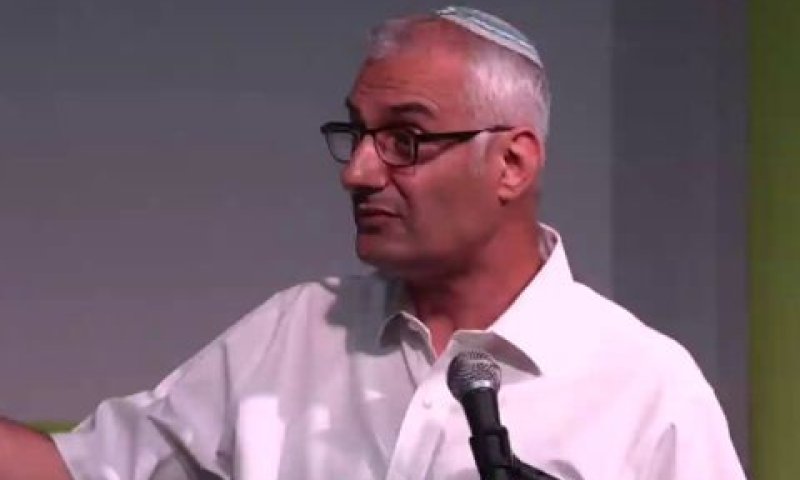 מזרחי. עשור של טיפול [צילום: יוטיוב]