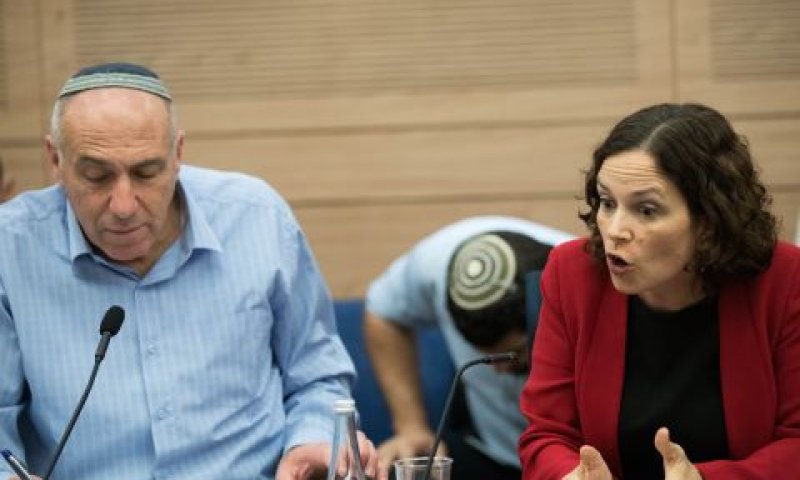 רחל עזריה ומוטי יוגב [צילום: יונתן זינדל/פלאש 90]