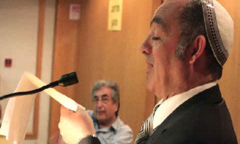 הרב חיים סבתו שליט"א - תרומה ייחודית [צילום: יוני המנחם]