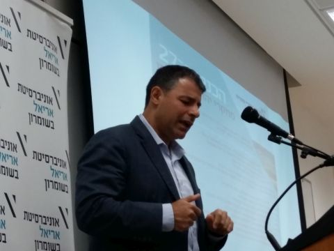 ד"ר בקשי. כמכות לחוקק בכל מקום