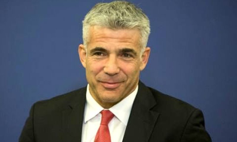 לפיד. סעיפים ללא פנים, שם או שקיפות [צילום: פלאש 90]