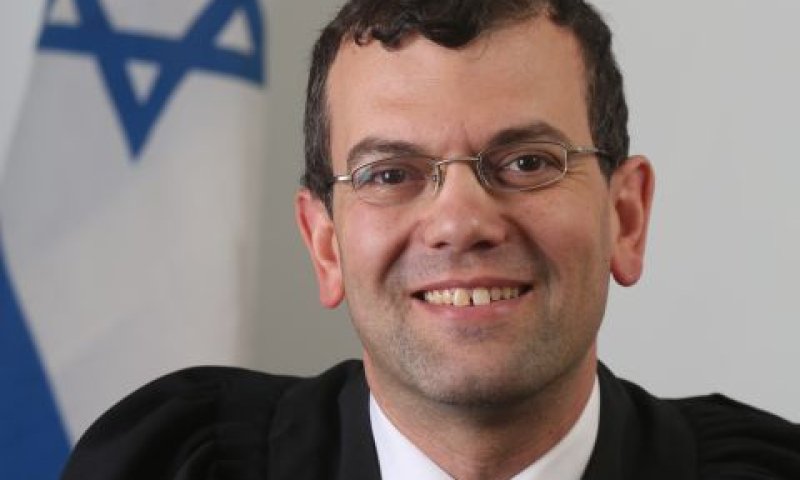 הרבסט. שמונה שנים במערכת