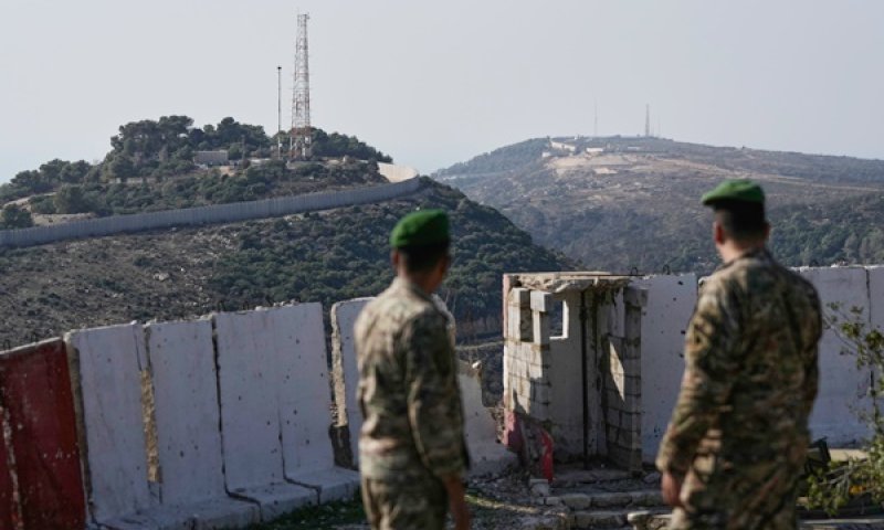 צבא לבנון השתלט על עמדות חיזבאללה [צילום: בילאל חוסיין, AP]