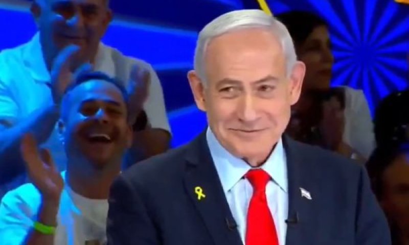 אירן ונסראללה &ndash; "שתי דיוויזיות מוטסות" [צילום: מן הטלוויזיה]