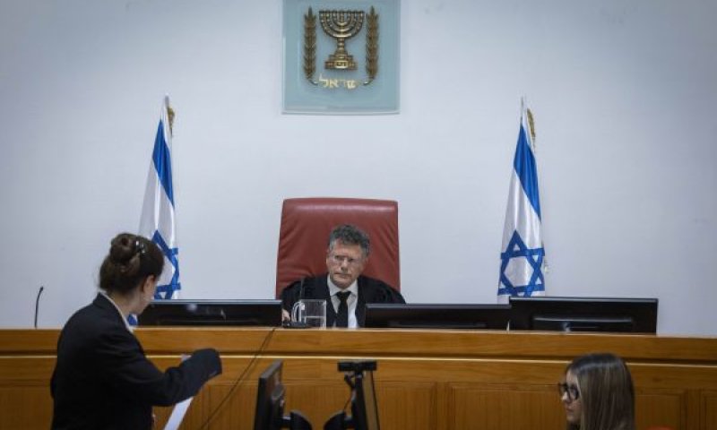 עמית. אין "עניין אישי ממשי" [צילום: חיים גולדברג/פלאש 90]