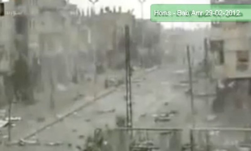נסיגה מהעיר חומס בחסות השלג [צילום: מן הטלוויזיה]