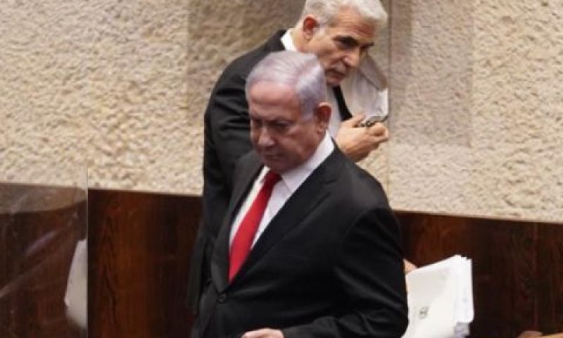 נתניהו ולפיד [צילום: שמוליק גרוסמן/דוברות הכנסת]