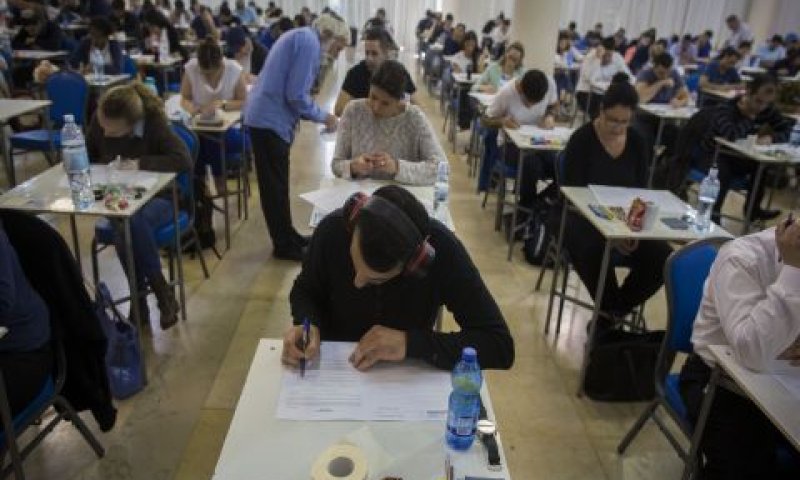 רבע מתלמידי ישראל הוגדרו כמתקשים [צילום: יונתן זינדל/פלאש 90]