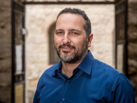 פרי. קדר עקב אחריו במשך חודשים [צילום: יונתן זינדל, פלאש 90]