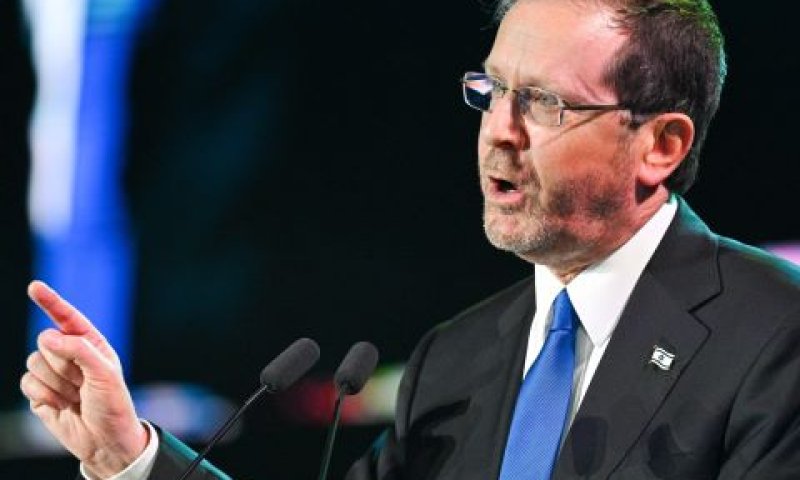 הרצוג. "להעדיף את המדינה על פני הפוליטיקה" [צילום: מיכאל גלעדי/פלאש 90]