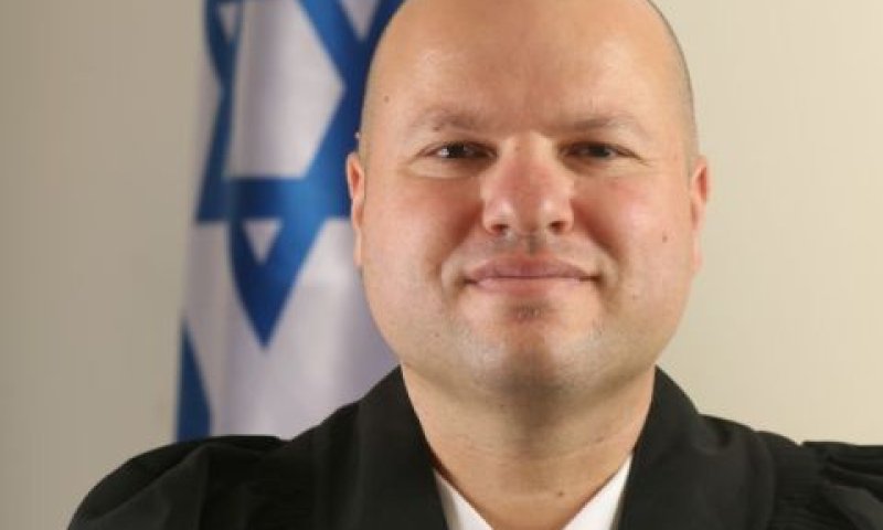 מורנו. אין להשיב לאשמה