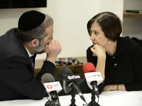 גלאון ודרעי. תיאום עמדות [צילום: פלאש 90]