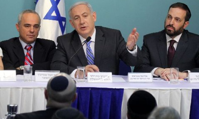 שטייניץ, נתניהו ואטיאס. שינוי בדירוג [צילום: פלאש 90]