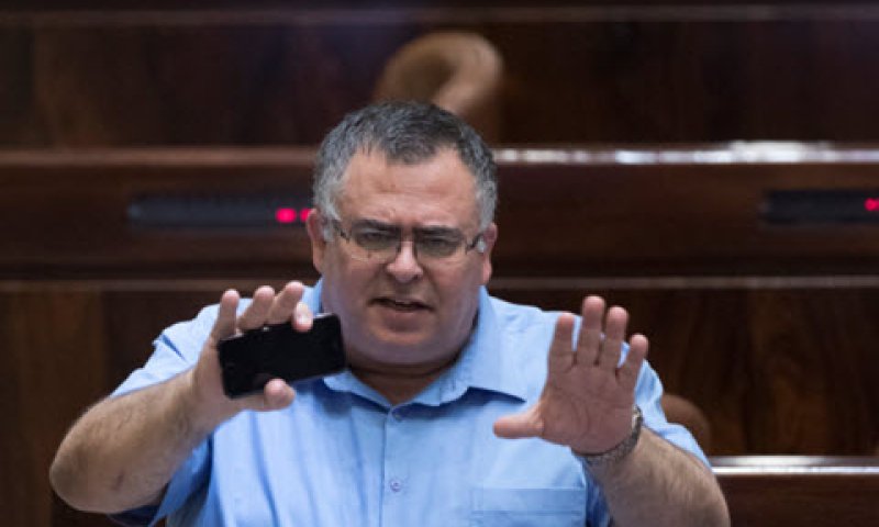 ביטן. נחקר [צילום: יונתן זינדל, פלאש 90]