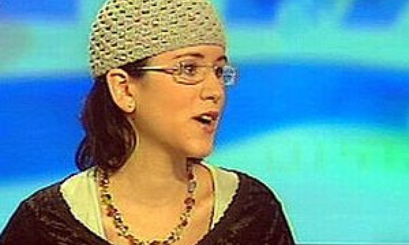 אמילי עמרוסי [צילום: ערוץ 10]