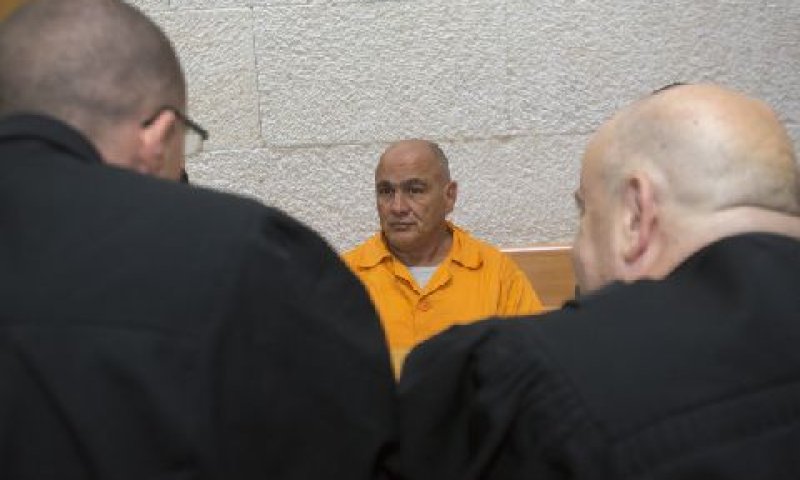 דנקנר. בקשת חנינה [צילום: אוליביה פיטוסי]
