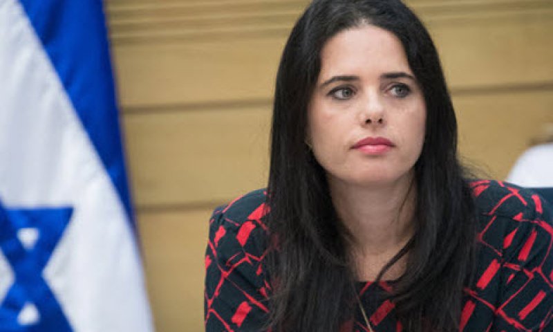 שקד. הגיבה בהומור [צילום: יונתן זינדל, פלאש 90]