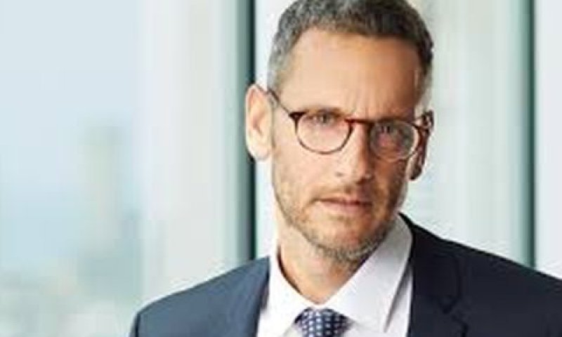 נובוגרודר. תובע 660,000 שקל [צילום: גולדפרב-זליגמן]