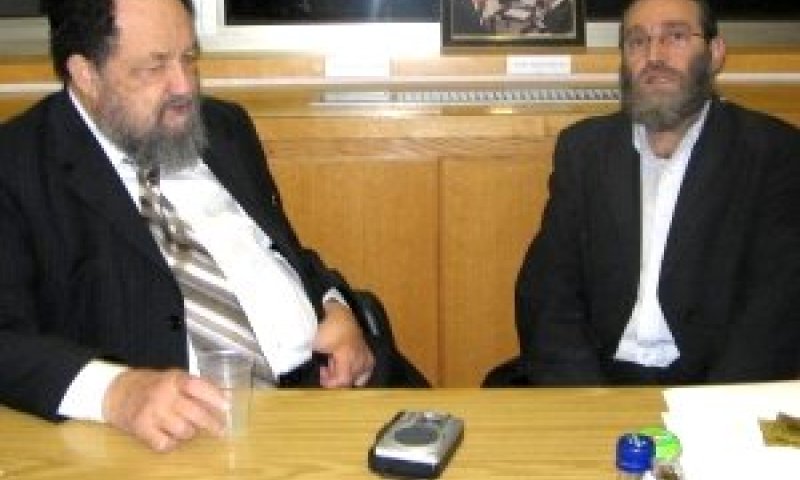 משה גפני ואברהם רביץ. סכנה לאחדות יהדות התורה [צילום: ארכיון "יתד נאמן"]