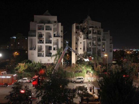 מראות הלילה בעזה [צילום: פלאש 90]