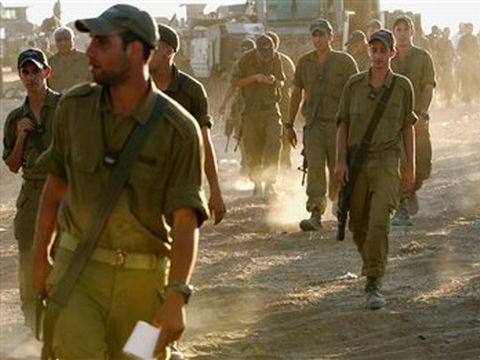 מיד לאחר האירוע החל צה"ל להזרים לדרום הארץ יחידות רבות בינהם יחידות מיוחדות וכוחות חטיבתיים של גבעתי וגולני אשר החלו להערך לפעולה בשטחי כינוס בצפון ובדרום הרצועה.