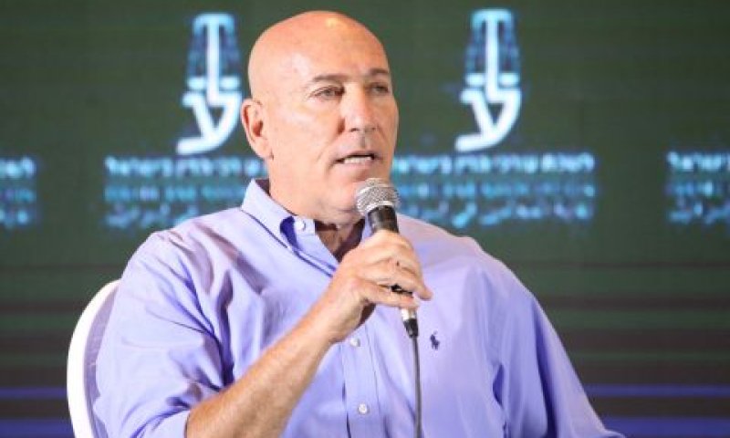 נוימן. אין 100% הגנה [צילום: ליאב פלד]
