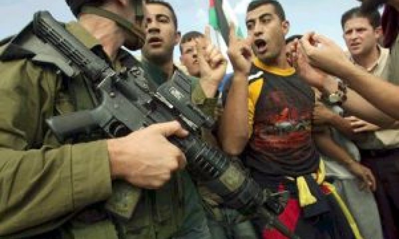 הפרות סדר בבילעין [צילום: AP]