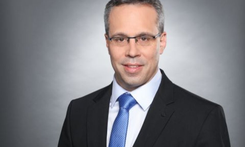ארז מגדלי, מנהל חטיבת ההשקעות בחברת מגדל [צילום: באדיבות מגדל ביטוח]