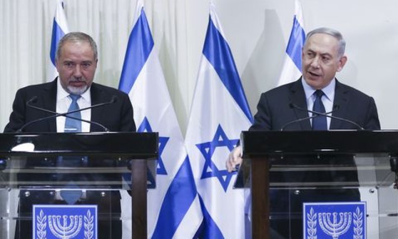 אווירת פיוס [צילום: יונתן זינדל/פלאש 90]