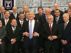ממשלת ישראל. מישהו פנוי להובלה?