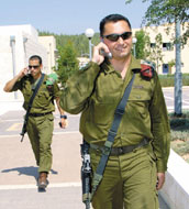 הטלפון - הנשק החדש במאבק בטרור
