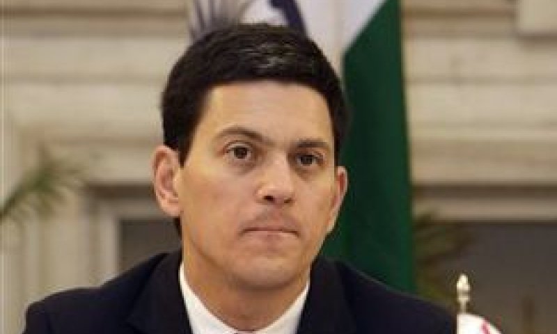 מיליבנד. ממשלת בריטניה תפעל בכל הנחישות [צילום: AP]