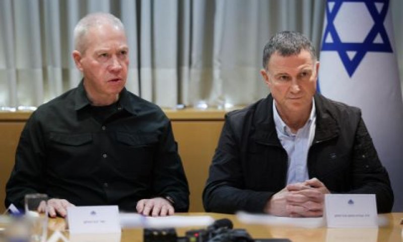 גלנט ואדלשטיין בוועדת חו"ב [צילום: שחר יורמן]