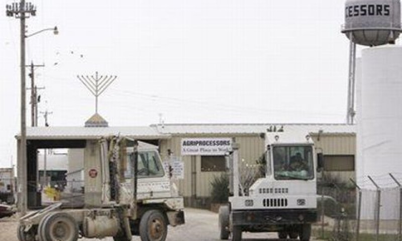 תנאים משופרים לעובדים [צילום: AP]
