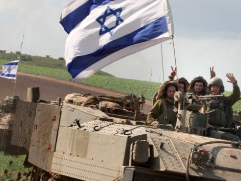 יוצאים מעזה. ושבו בנים לבסיסם [צילום: פלאש 90]