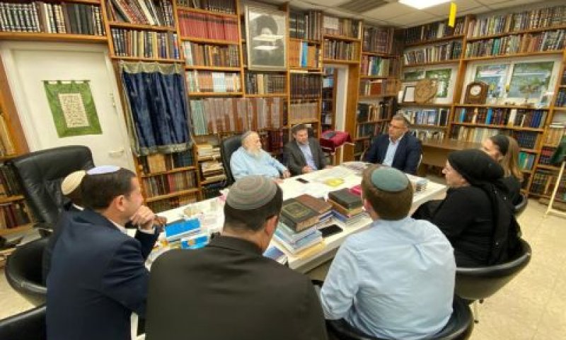 חברי הציונות הדתית אצל הרב דרוקמן