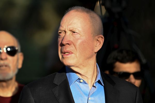 גלנט. לא הסדיר את מעמד גופי החירום [צילום: אריה אברמס, פלאש 90]