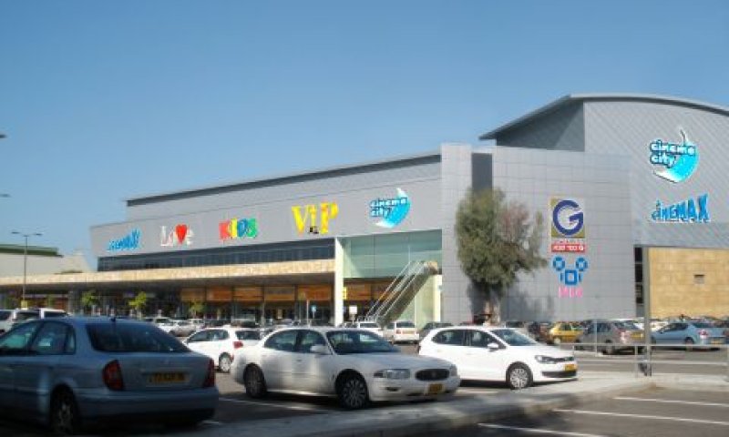הדמיית הסינמה סיטי בכפר סבא [צילום: גיא הדמיות]