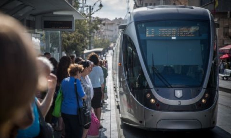 סמכויות אכיפה לפקחים [צילום: הדס פרוש, פלאש 90]