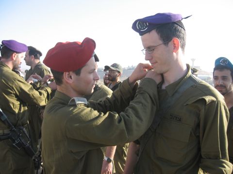 [צילום: מחלקה ראשונה]