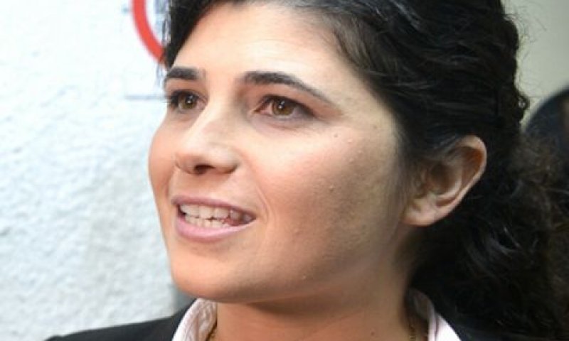 ח"כ שרן השכל עם כניסתה לישיבת בית הדין [צילום: פלאש 90]