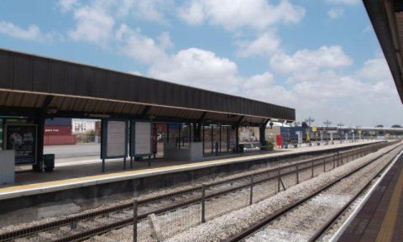 תחנת הרכבת בחדרה [צילום: איתמר לוין]