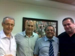 ישראל כ"ץ, מתי יצחק (חבר מועצת העיר), משה סיני ומנכ"ל התחבורה יעקב גנות