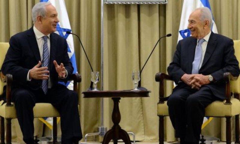 נתניהו ופרס. נועדו השבוע בארבע עיניים [צילום: קובי גדעון/לע"מ]